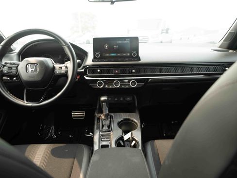 Certified 2025 Honda Civic Sport image 20