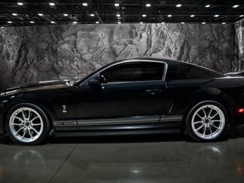 Used 2007 Ford Mustang Shelby GT500 RWD image 18