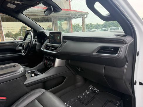 Used 2022 Chevrolet Tahoe LT w/ Luxury Package AWD/4WD image 28