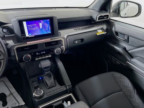 New 2026 Toyota Tacoma SR5 image 20