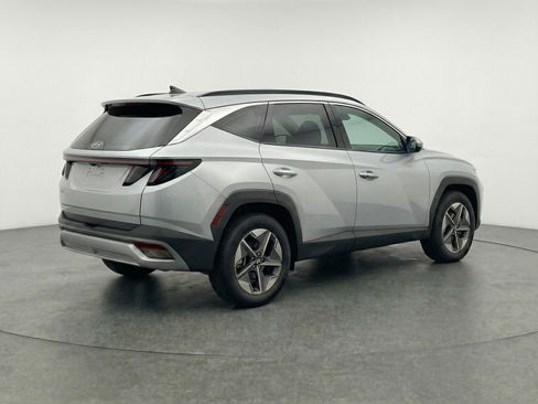 Used 2025 Hyundai Tucson SEL AWD/4WD image 9