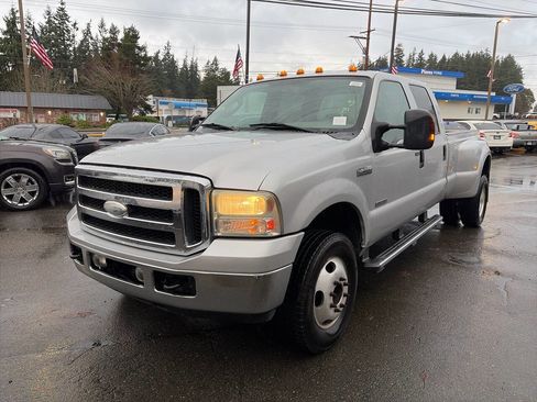 Used 2007 Ford F350 Lariat image 1