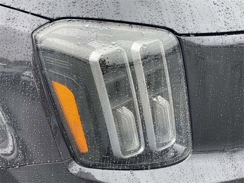 New 2025 Kia Telluride S image 11