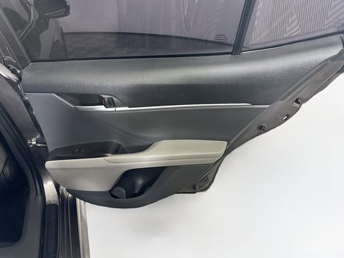 Used 2023 Toyota Camry SE image 28