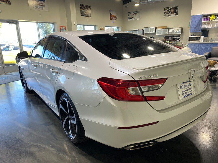Used 2020 Honda Accord Sport image 4
