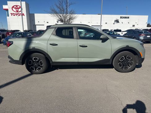 Used 2022 Hyundai Santa Cruz SEL w/ Activity Package image 3