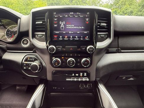 Used 2019 RAM 1500 Big Horn AWD/4WD image 20