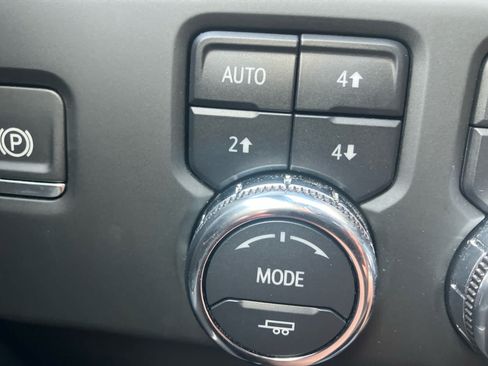 Used 2024 GMC Sierra 1500 AT4X AWD/4WD image 15