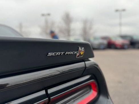 Used 2019 Dodge Challenger R/T Scat Pack RWD image 8