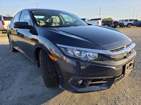 Used 2017 Honda Civic EX-L image 11