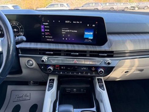 Used 2023 Kia Telluride SX image 18