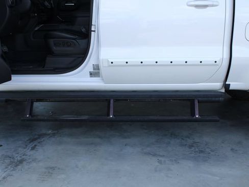 Used 2020 Chevrolet Silverado 1500 RST AWD/4WD image 9
