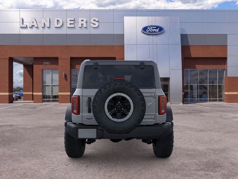 New 2026 Ford Bronco Outer Banks w/ Sasquatch Package AWD/4WD image 5