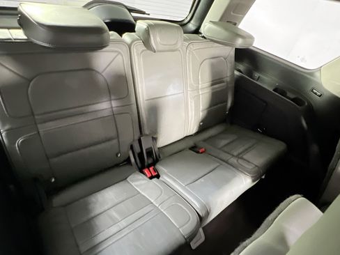 Used 2023 Lincoln Navigator Black Label image 27