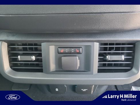 New 2025 Ford F150 Lariat w/ Equipment Group 502A High image 32