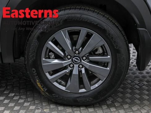 Used 2024 Nissan Pathfinder S image 33