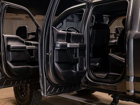 Used 2019 Ford F250 Platinum w/ Platinum Ultimate Package image 28