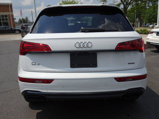 Certified 2025 Audi Q5 2.0T Premium AWD/4WD image 4