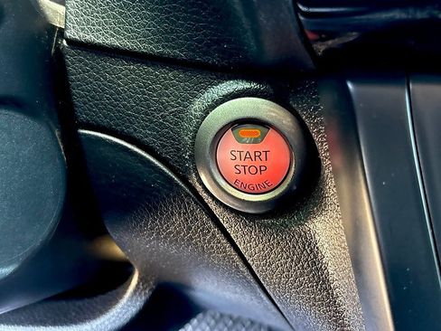 Used 2019 Nissan Sentra SV FWD image 19