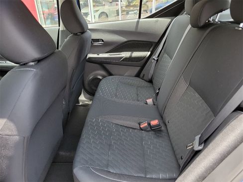 New 2024 Nissan Kicks SV image 16