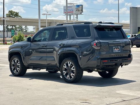 Certified 2025 Toyota 4Runner TRD Sport AWD/4WD image 4