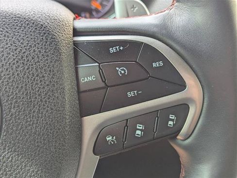 Used 2018 Jeep Grand Cherokee Trailhawk w/ Trailhawk Luxury Group AWD/4WD image 12
