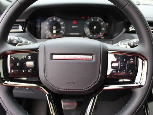 New 2026 Land Rover Range Rover Velar Dynamic SE AWD/4WD image 15