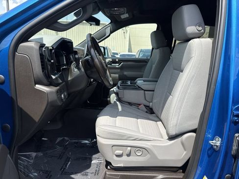 Used 2022 Chevrolet Silverado 1500 LT AWD/4WD image 13