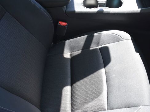 Used 2025 Nissan Altima 2.5 SV FWD image 22