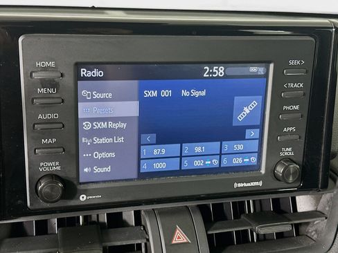 Used 2021 Toyota RAV4 LE FWD image 21
