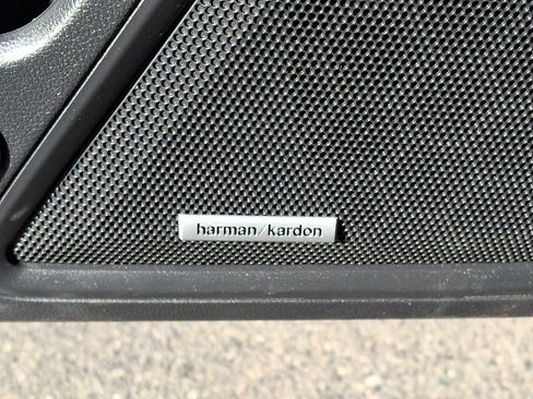 Used 2025 Subaru Outback Wilderness image 14