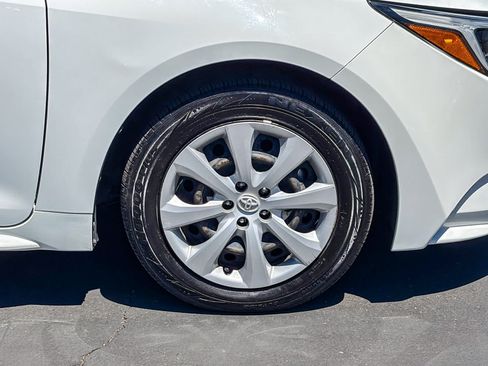 Used 2023 Toyota Corolla LE FWD image 10