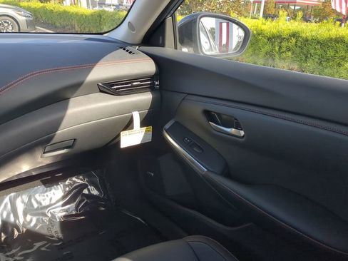 New 2025 Nissan Sentra SR w/ SR Premium Package image 16