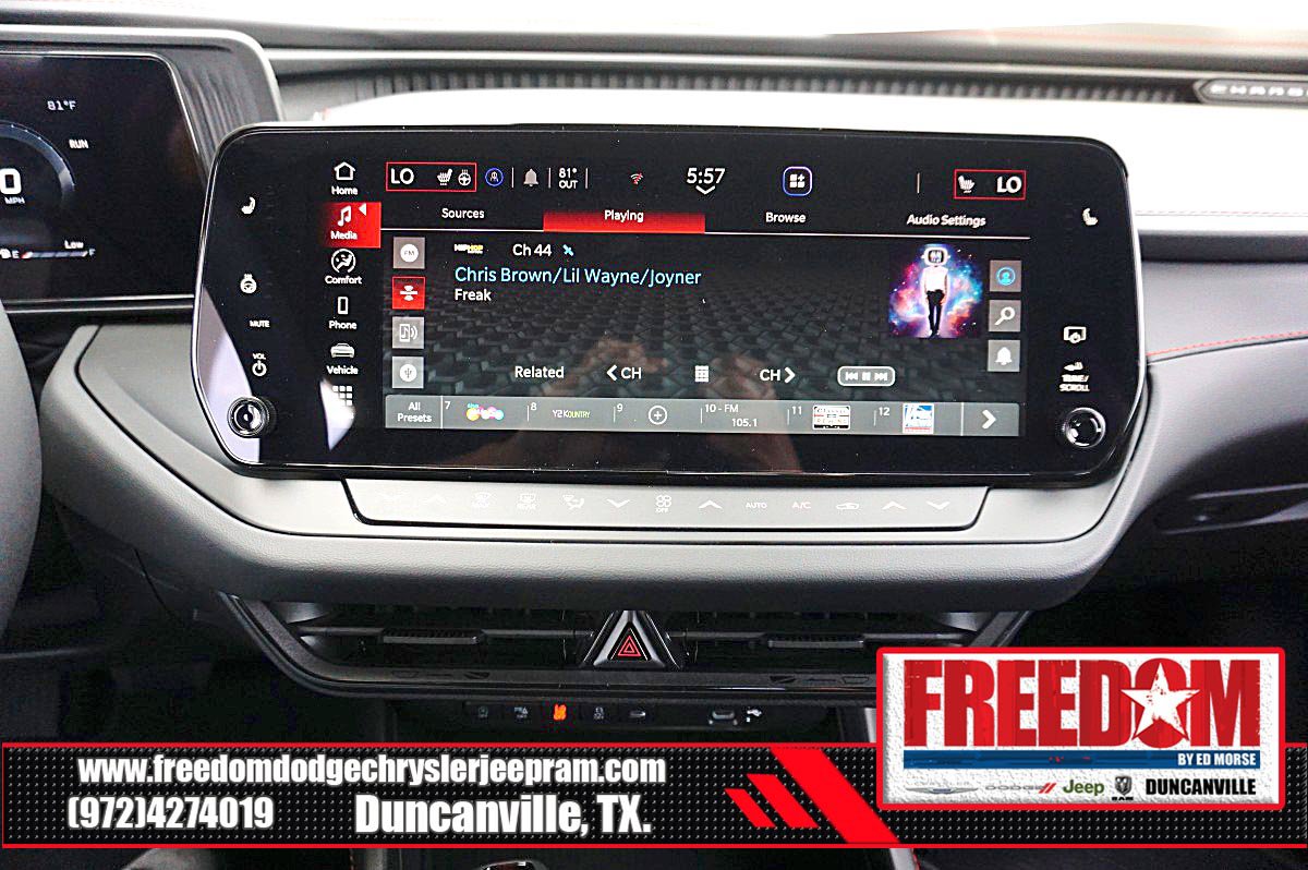 New 2026 Dodge Charger Scat Pack w/ Blacktop Package AWD/4WD image 21