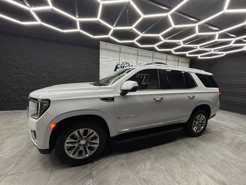 Used 2022 GMC Yukon Denali AWD/4WD image 7
