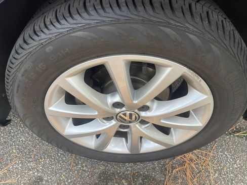 Used 2013 Volkswagen Jetta SE FWD image 8