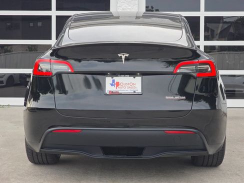 Used 2024 Tesla Model Y Performance AWD/4WD image 6