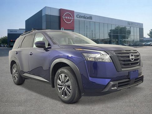 New 2025 Nissan Pathfinder SV w/ Black Appearance Package image 5