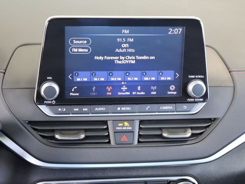 Used 2020 Nissan Altima 2.5 SR FWD image 15