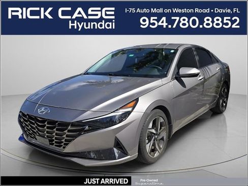 Used 2023 Hyundai Elantra Limited FWD image 1