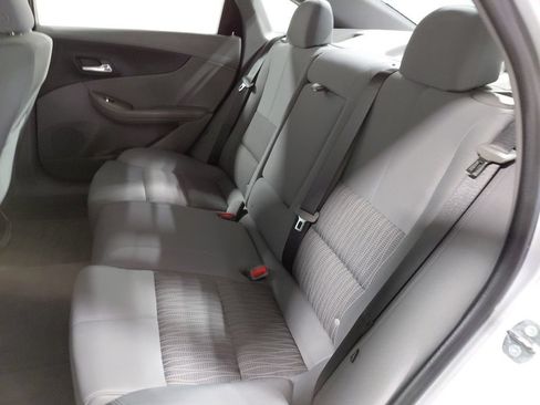 Used 2016 Chevrolet Impala LS FWD image 18