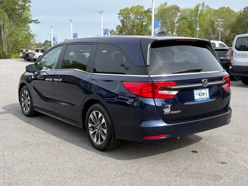 Used 2024 Honda Odyssey EX-L image 3