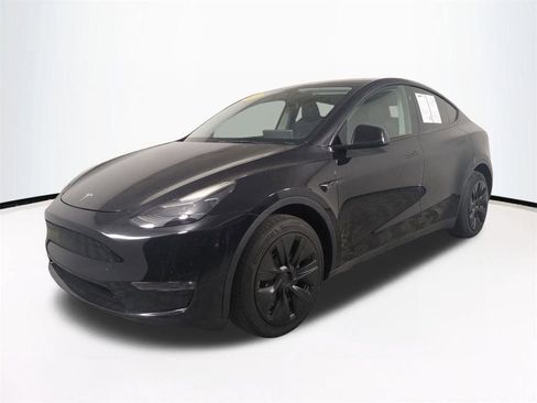 Used 2023 Tesla Model Y Long Range AWD/4WD image 9