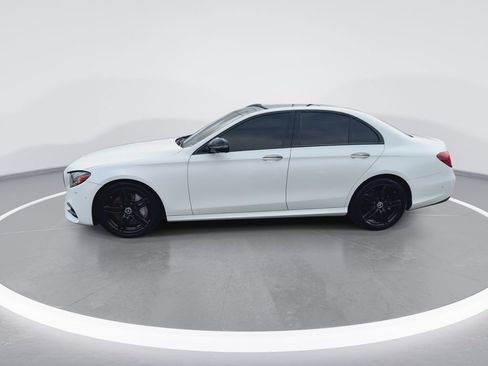 Used 2019 Mercedes-Benz E 300 4MATIC image 5