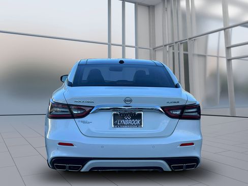 Used 2023 Nissan Maxima Platinum w/ Sport Mat Group image 6