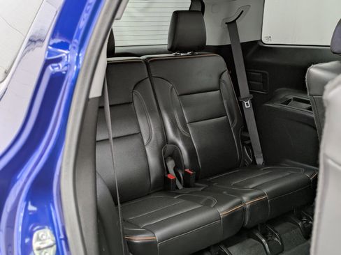 Used 2023 GMC Acadia AT4 w/ Technology Package image 37