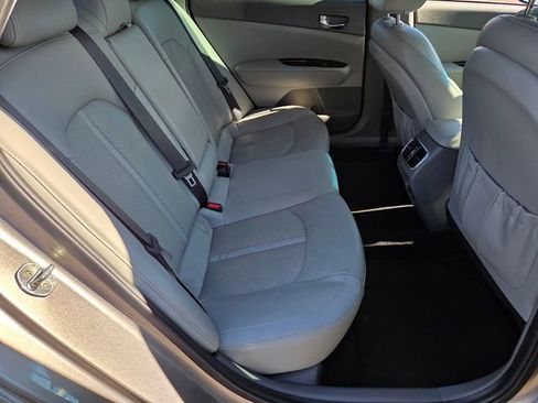 Used 2018 Kia Optima EX image 14