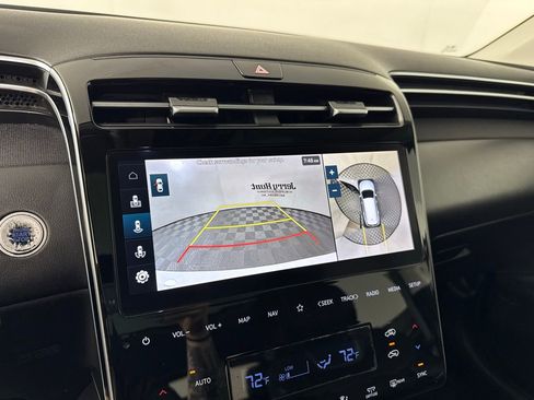 Used 2024 Hyundai Tucson Limited image 18