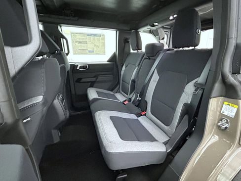 New 2025 Ford Bronco 4-Door image 19