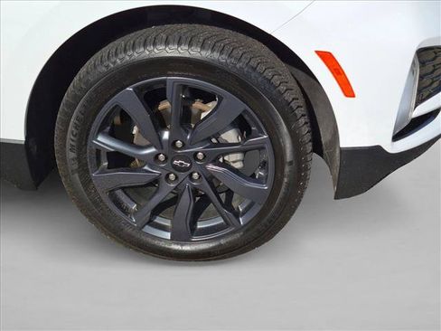 Used 2022 Chevrolet Equinox RS w/ LPO, Floor Liner Package FWD image 6
